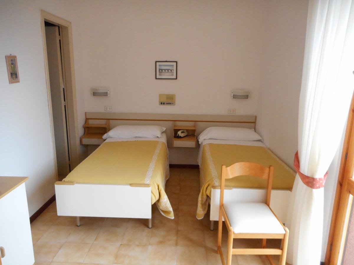 Hotel Gina Chianciano Terme Esterno foto
