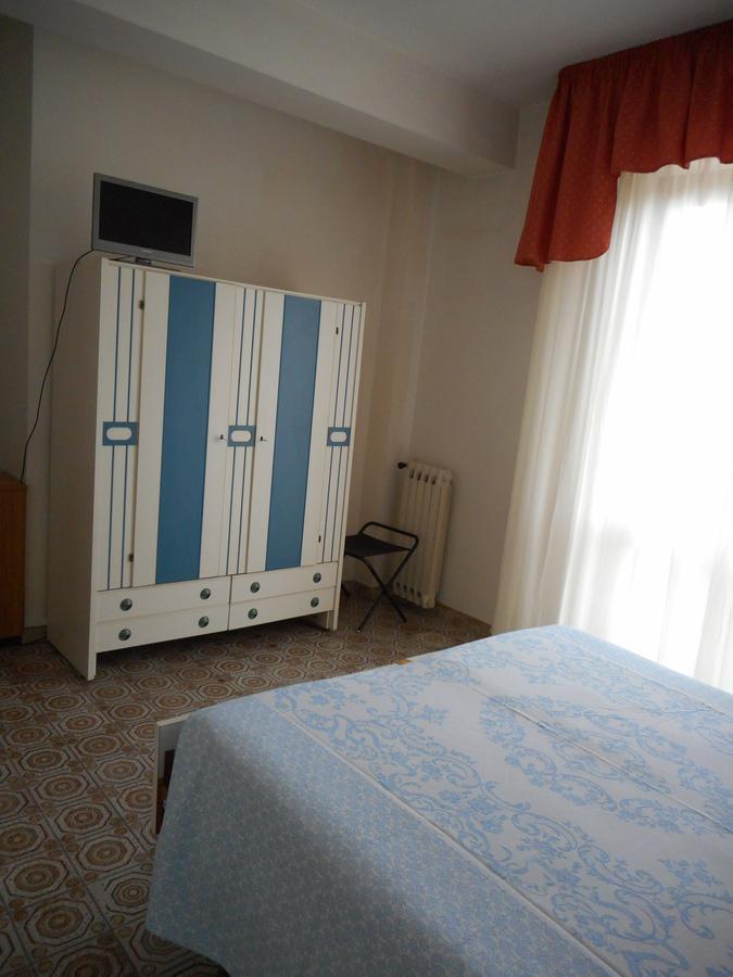 Hotel Gina Chianciano Terme Esterno foto