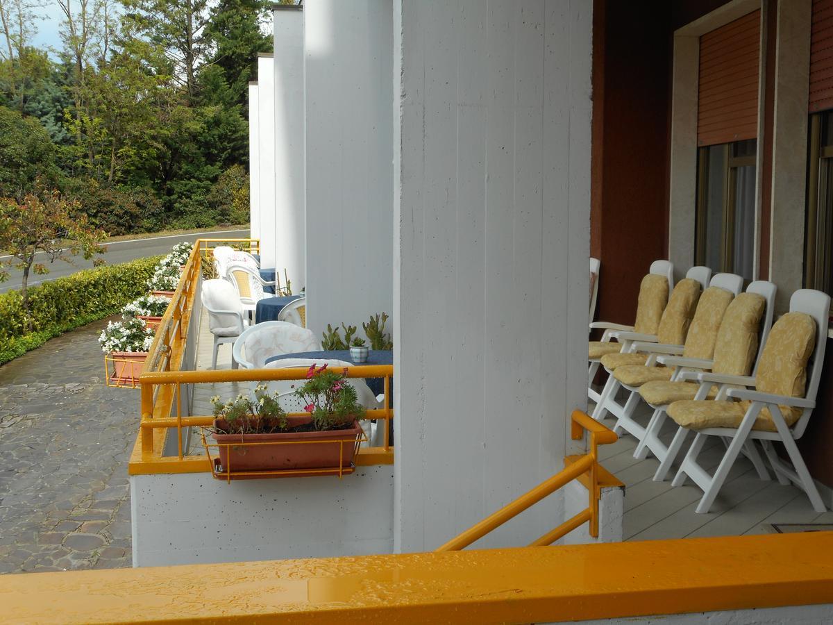 Hotel Gina Chianciano Terme Esterno foto